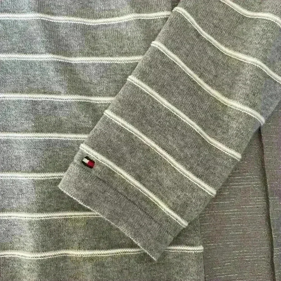 Comfy long sleeve v neck shirt - Picture 3 of 5